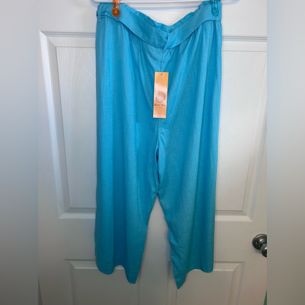 Ruby Rd. Turquoise Linen Wide Leg Capris - Picture 3 of 4